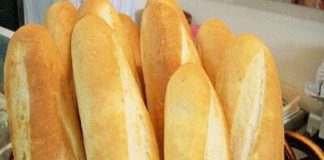 Cách làm bánh mì đặc ruột tại nhà