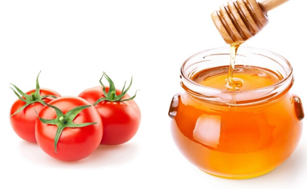 Cà chua + mật ong giúp làn da hạn chế đen sạm, cháy nắng nữa
