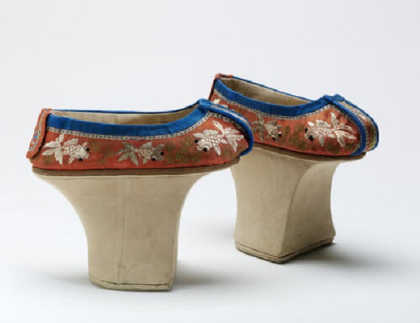Giày Matidi của phụ nữ Mãn Châu, thế kỷ 19