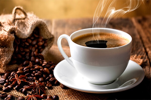 Tránh uống cà phê vào buổi chiều muộn hoặc buổi tối.